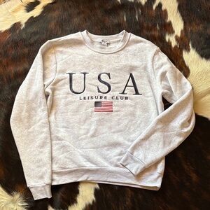 NWOT USA Crewneck